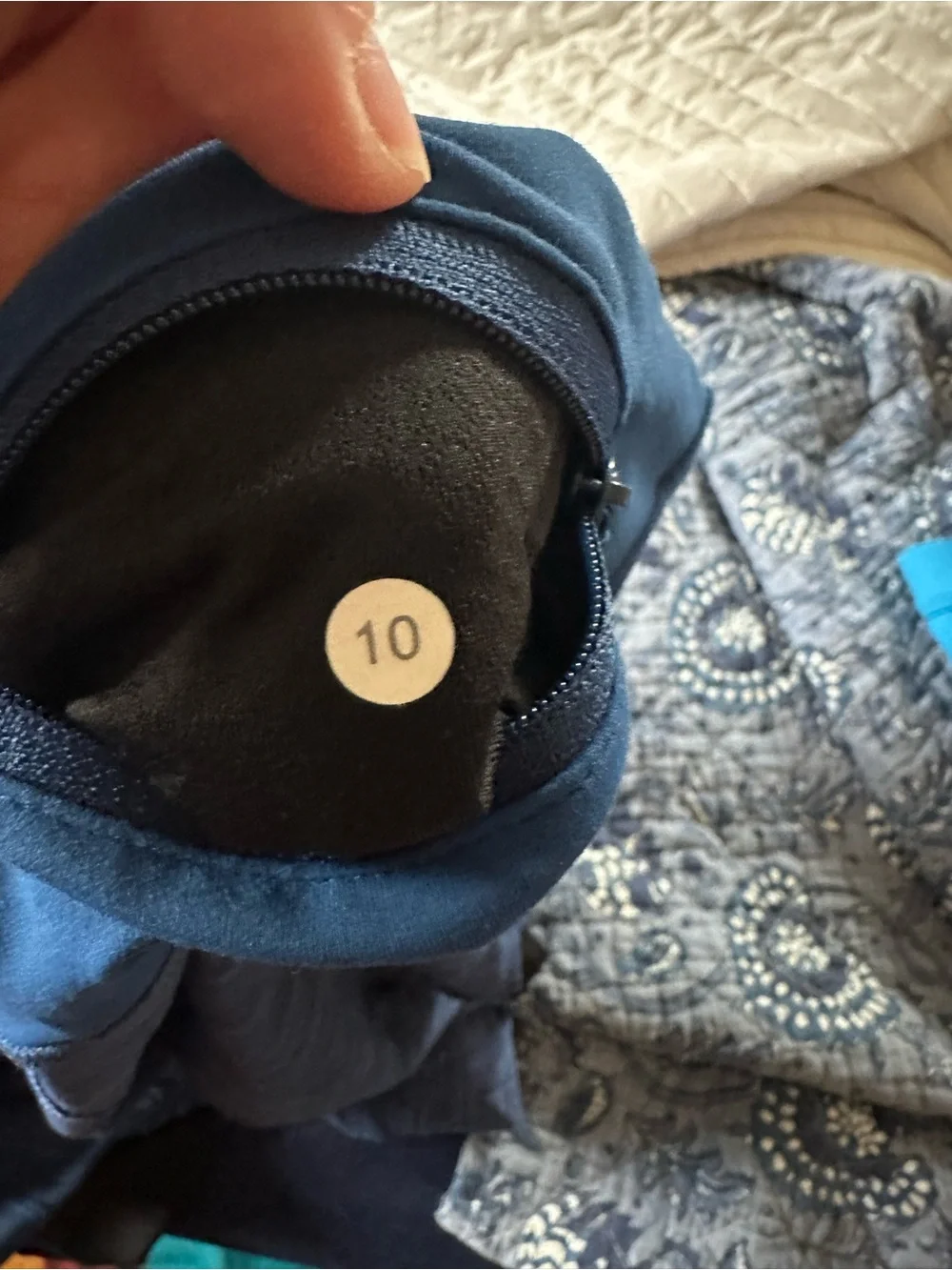 Lululemon size 10 Blue Capri Leggings with Ruched Cuff